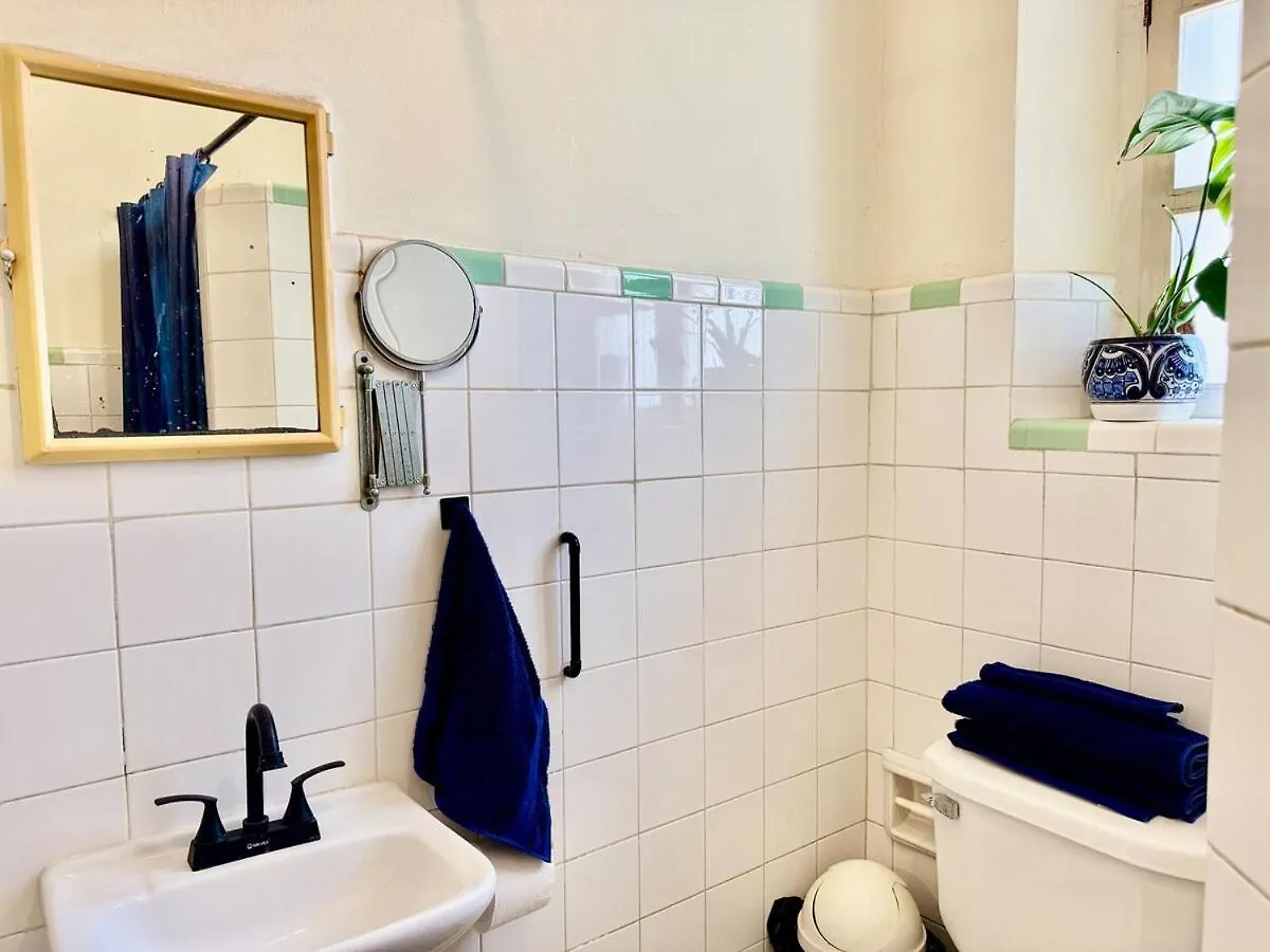 Casa Zapata, Merida, Yucatan A 1 Min Paseo Montejo Consulado Americano Feriehus