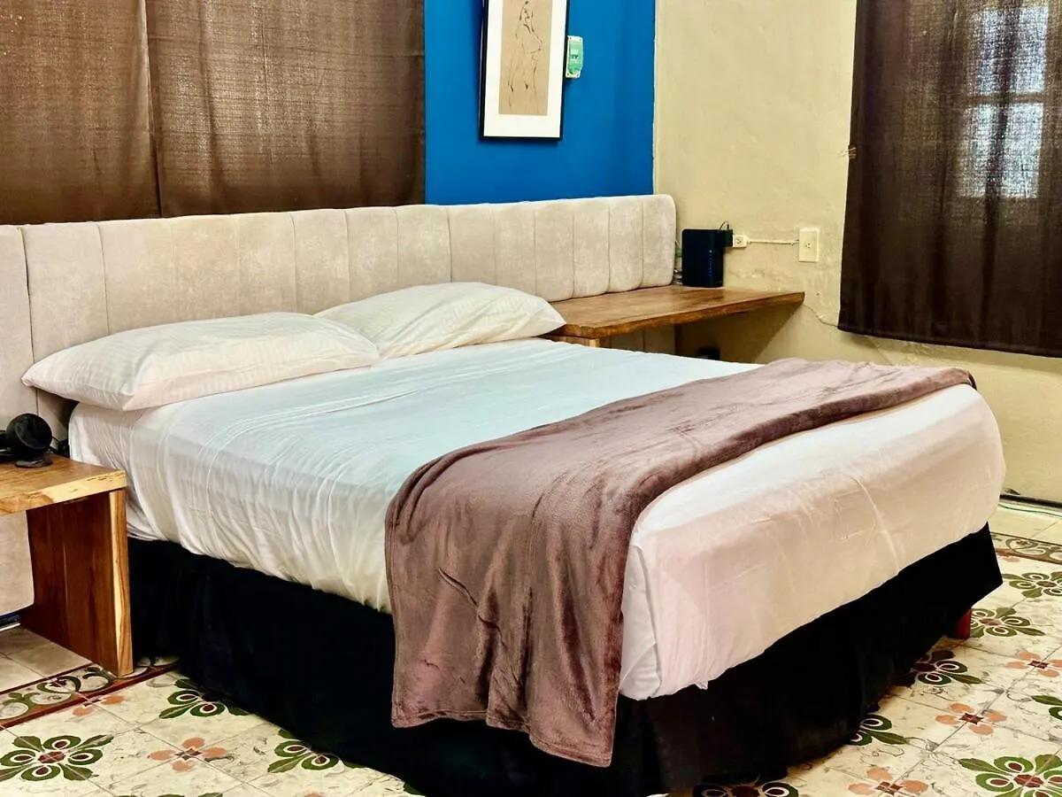 Feriehus Casa Zapata, Merida, Yucatan A 1 Min Paseo Montejo Consulado Americano